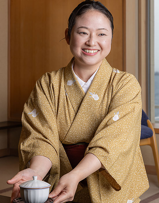 客室係 歩