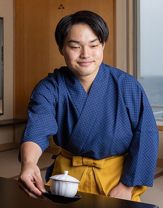 客室係 松本